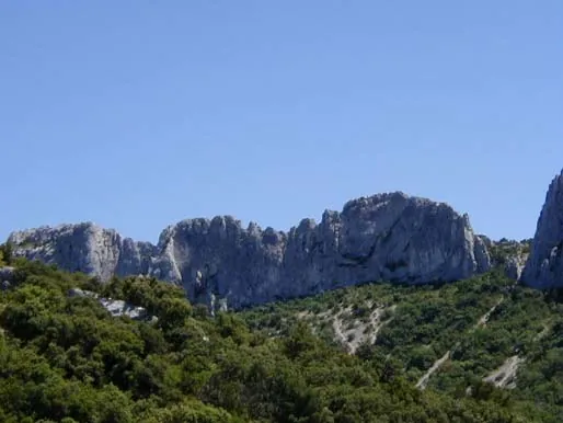 Dentelles-de-Montmirail